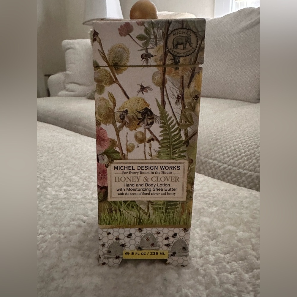 Michel Design Works Honey & Clover Lotion